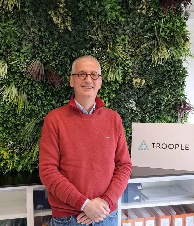 Thierry Magnien, Troople